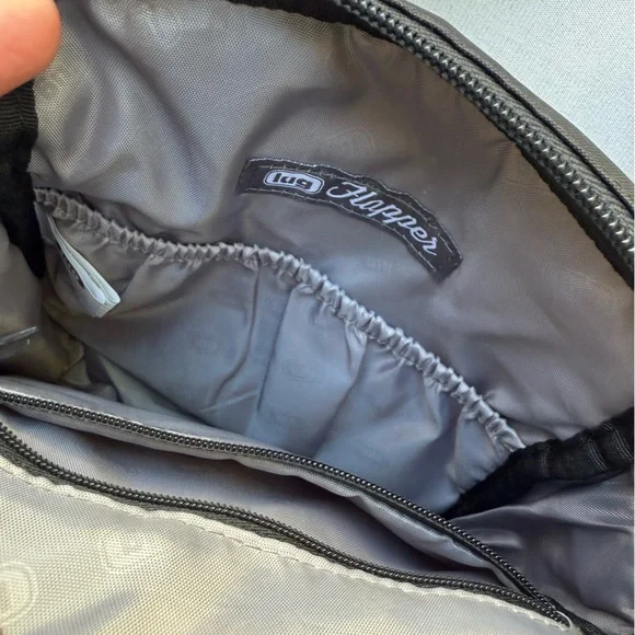 Lug Hopper Convertible Crossbody Bag - Picture 3 of 5